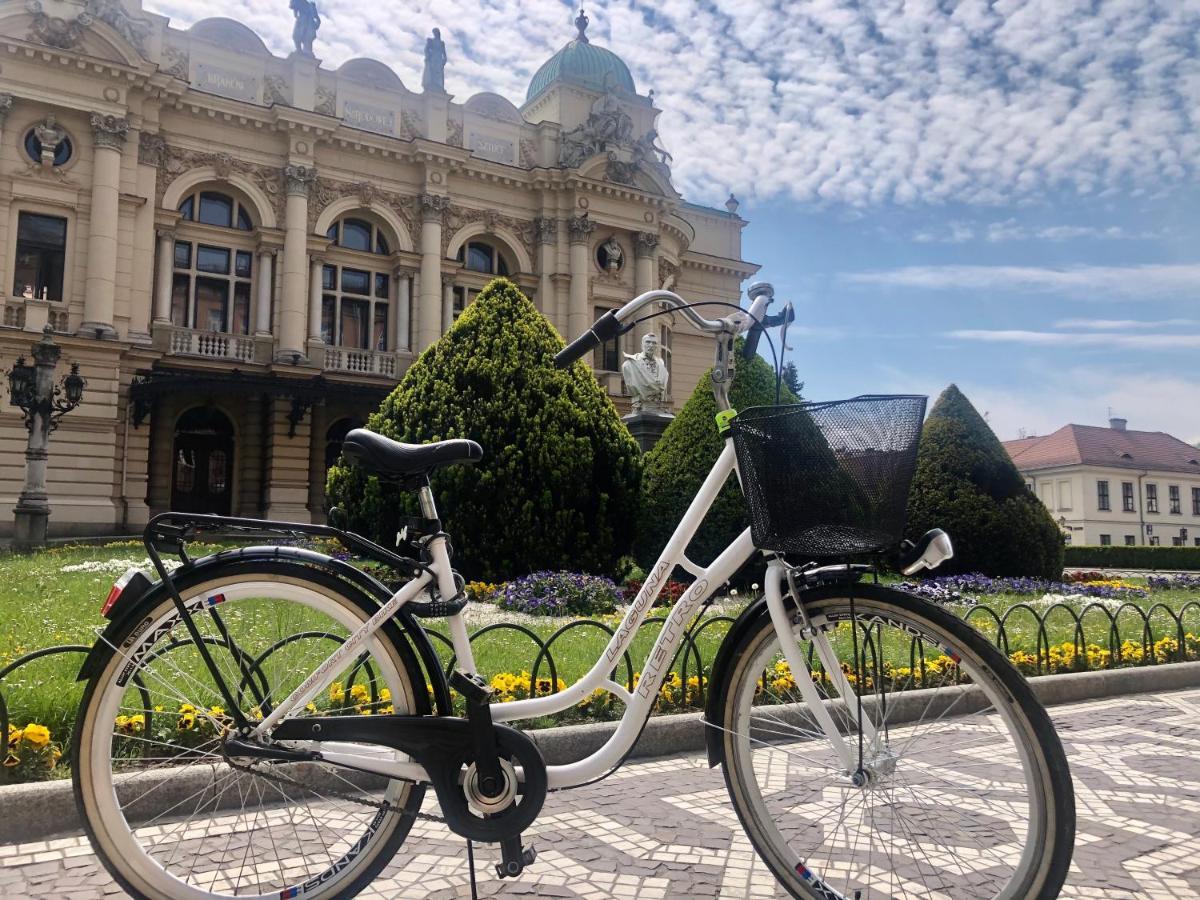 Jacuzzi&Bike Apartment, Krakow Bagian luar foto