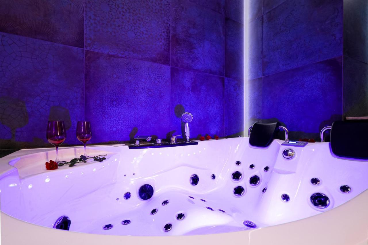 Jacuzzi&Bike Apartment, Krakow Bagian luar foto