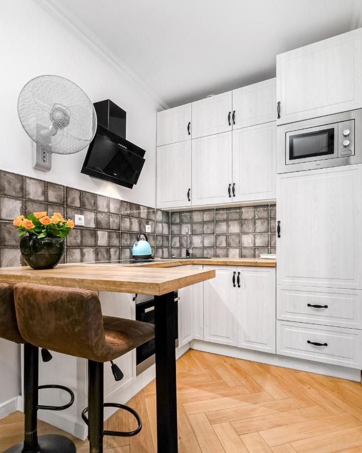Jacuzzi&Bike Apartment, Krakow Bagian luar foto